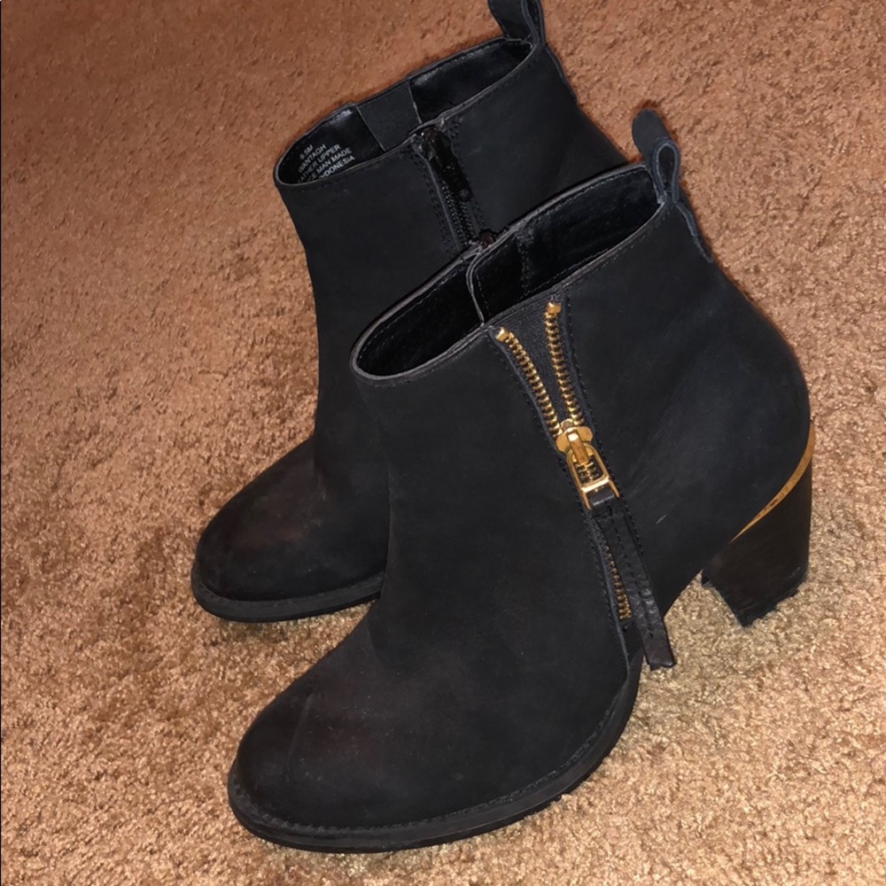 Steve Madden booties